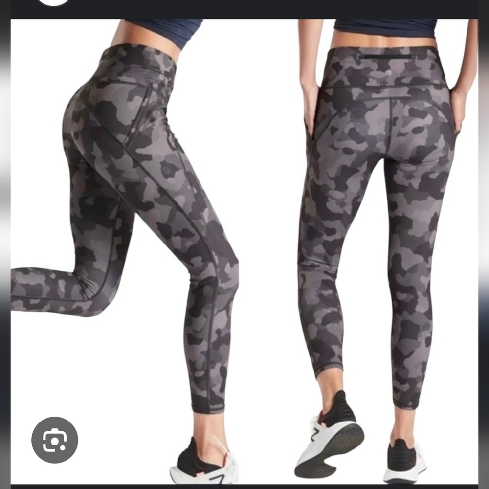 Old Navy Black and Gray Camo Leggings